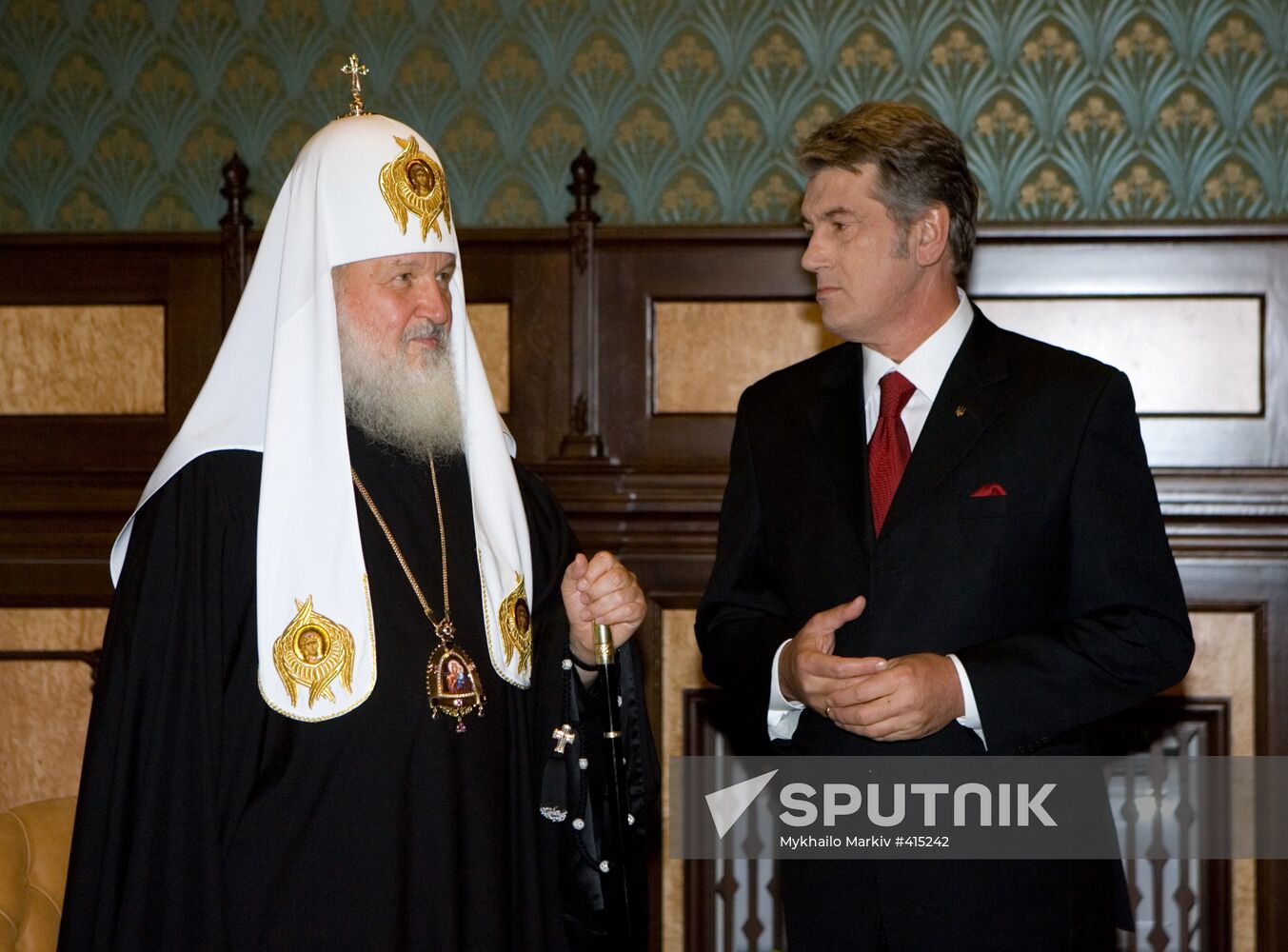 Patriarch Kirill visits Ukraine