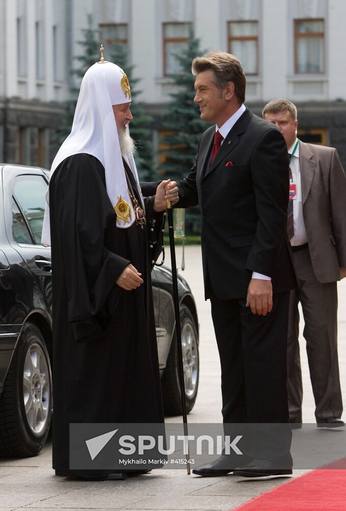 Patriarch Kirill visits Ukraine