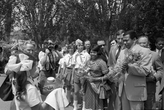 Madagascar's President Didier Ratsiraka visiting USSR