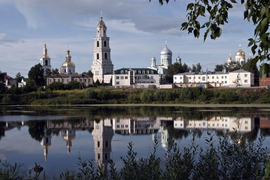 Holy Trinity-Saint Seraphim-Diveyevo Convent