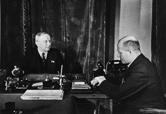 Otto Wille Kuusinen meeting with Toivo Antikainen