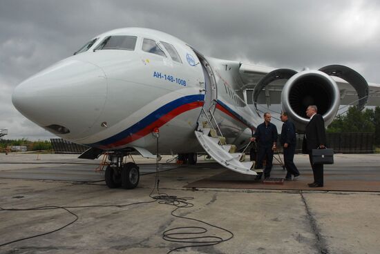 Russian-Ukrainian An-148 unveiled