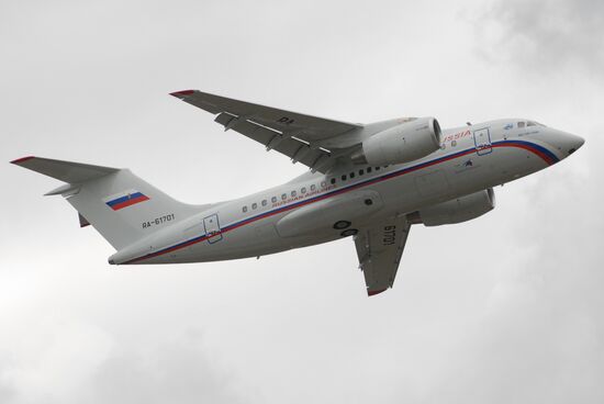Russian-Ukrainian An-148 unveiled