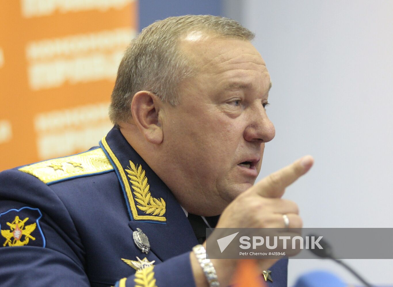 Vladimir Shamanov at a news conference