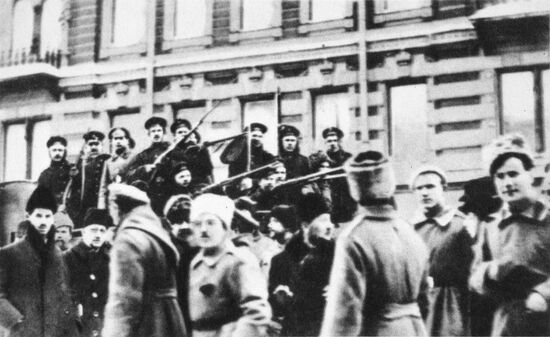 Sailors of cruiser Avrora