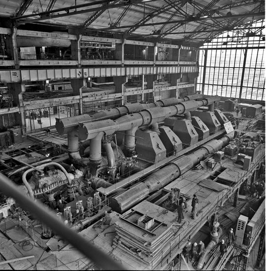 Assembly of turbine at Slavyansk State District Power Plant