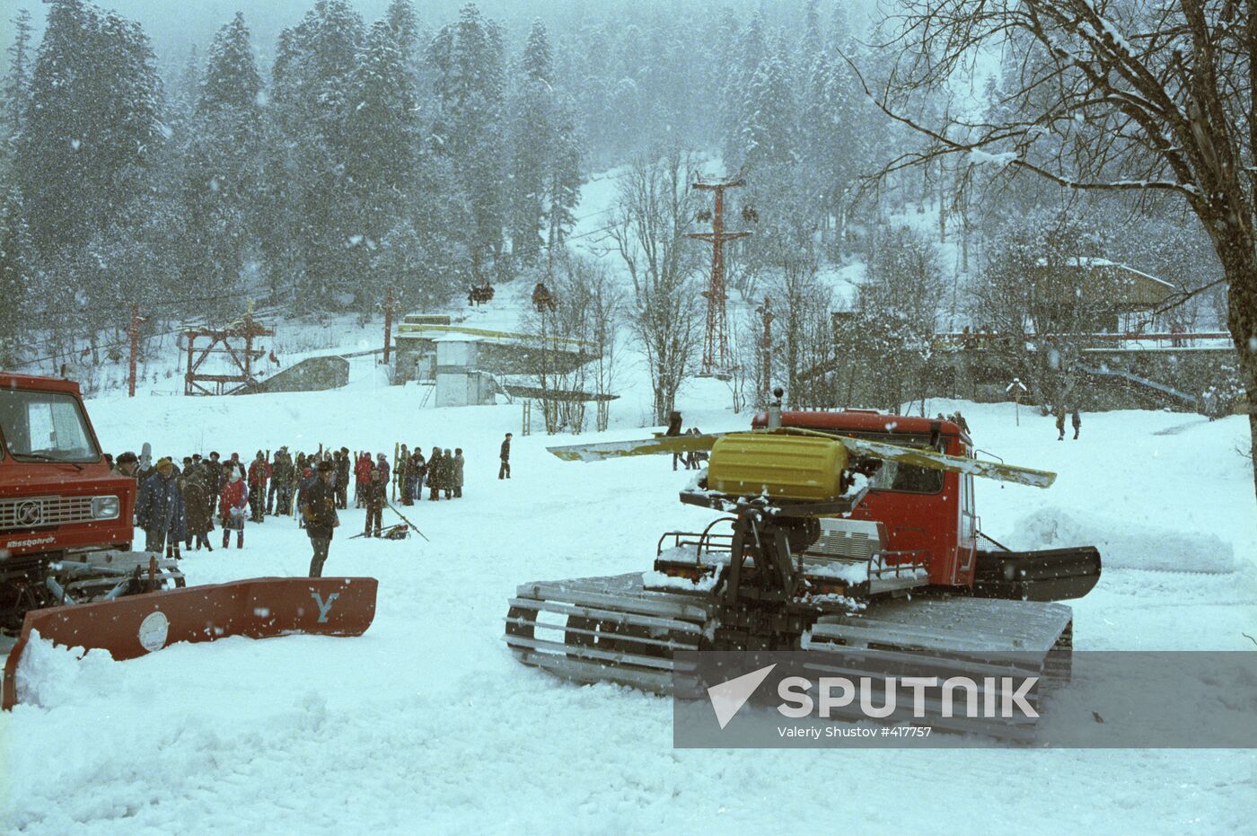Snow plows at Dombai ropeway