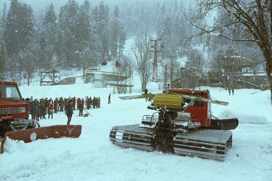 Snow plows at Dombai ropeway