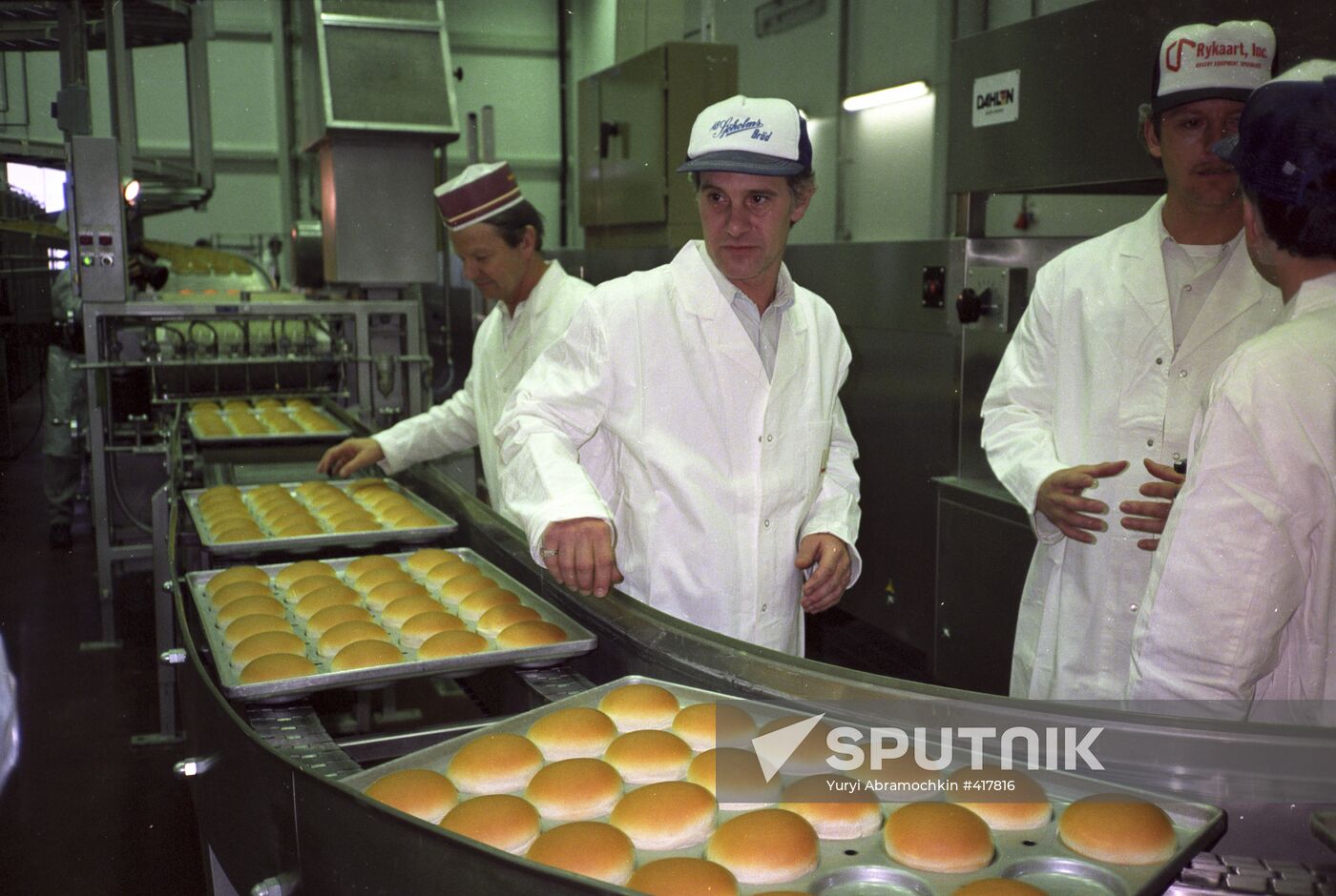 Hamburger bun production line