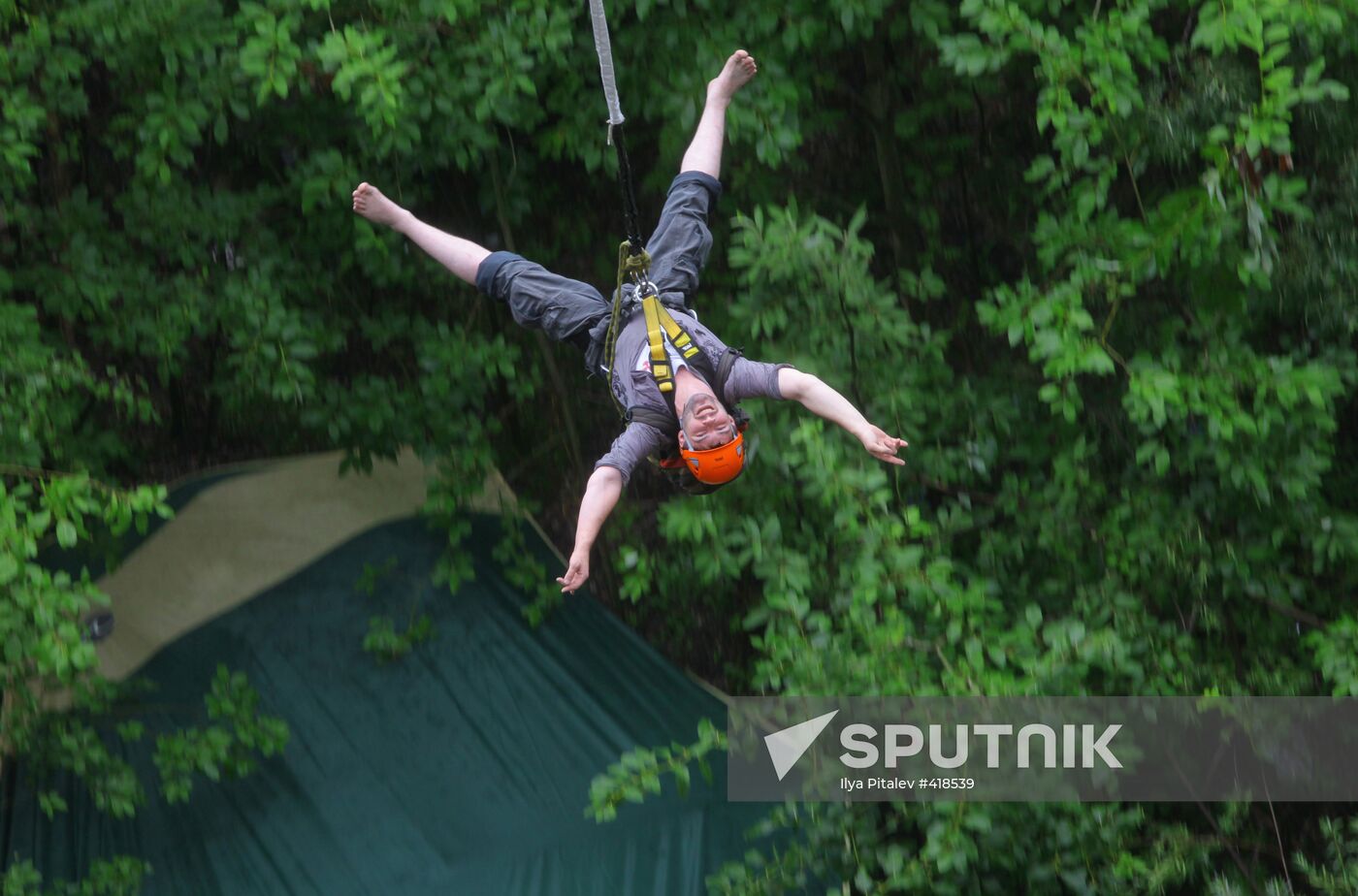 Ropejumping in Zheleznogorsk near Moscow