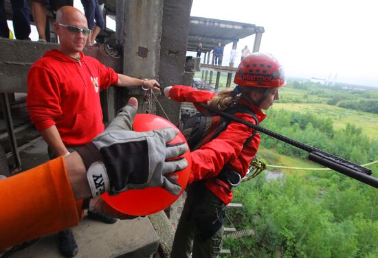 Ropejumping in Zheleznogorsk near Moscow