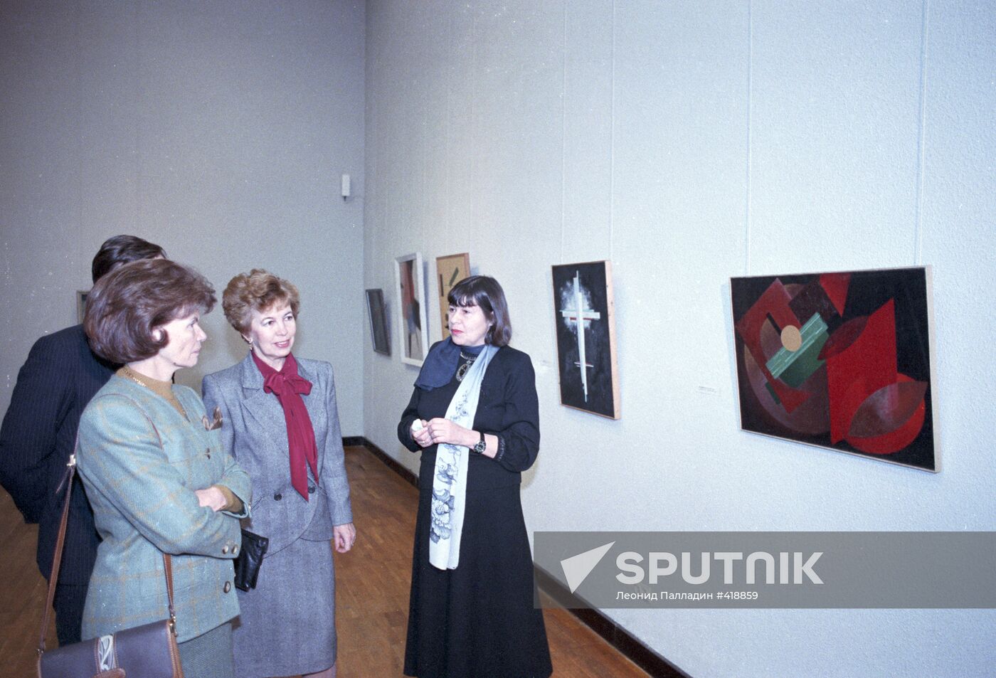 Danielle Mitterrand and Raisa Gorbachyova attending exhibition
