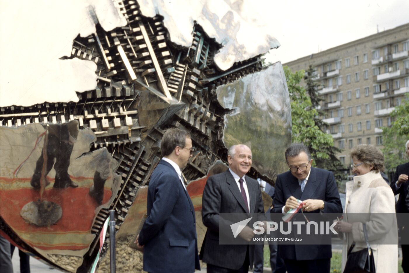 Mikhail Gorbachev and Giulio Andreotti