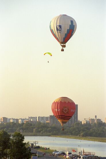 RIA Novosti balloon