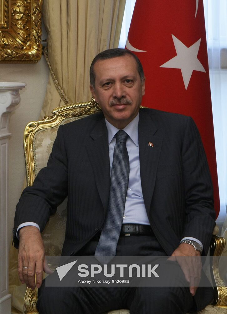 Meeting of Russian and Turkish prime ministers