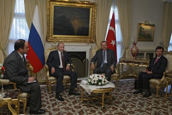 Meeting of Russian and Turkish prime ministers