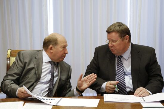 Viktor Kiryanov and Vladimir Ustinov