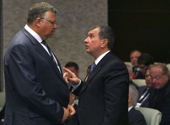 Russia, Turkey sign bilateral agreements