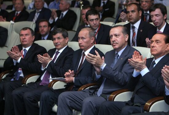 Russia, Turkey sign bilateral agreements