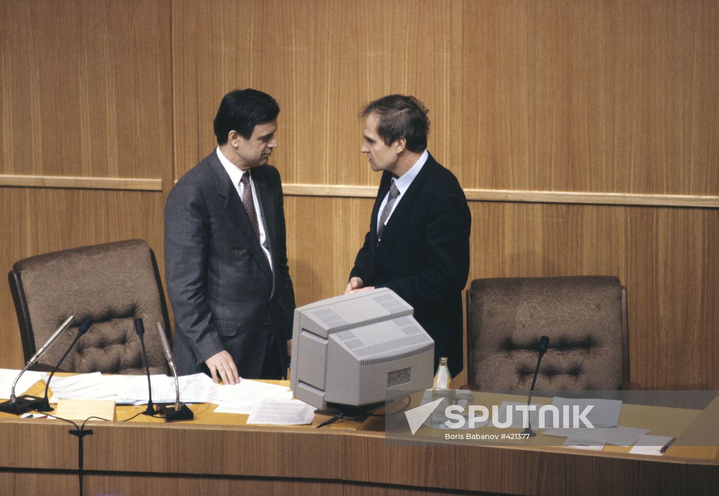 Ruslan Khasbulatov and Valery Zorkin