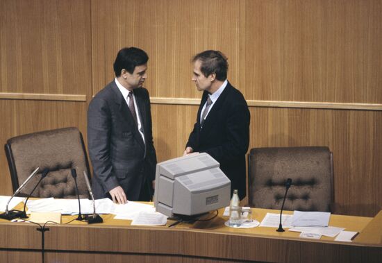 Ruslan Khasbulatov and Valery Zorkin