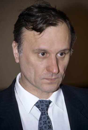 Gennady Burbulis