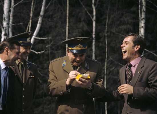 Crew members of spaceship Soyuz T-8 on a walk