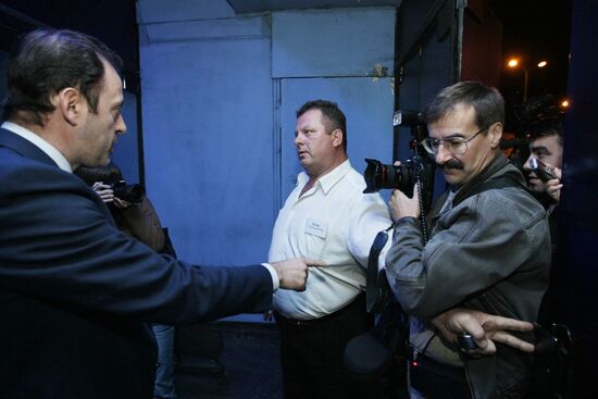 Oleg Mitvol takes part in police raid at gay club