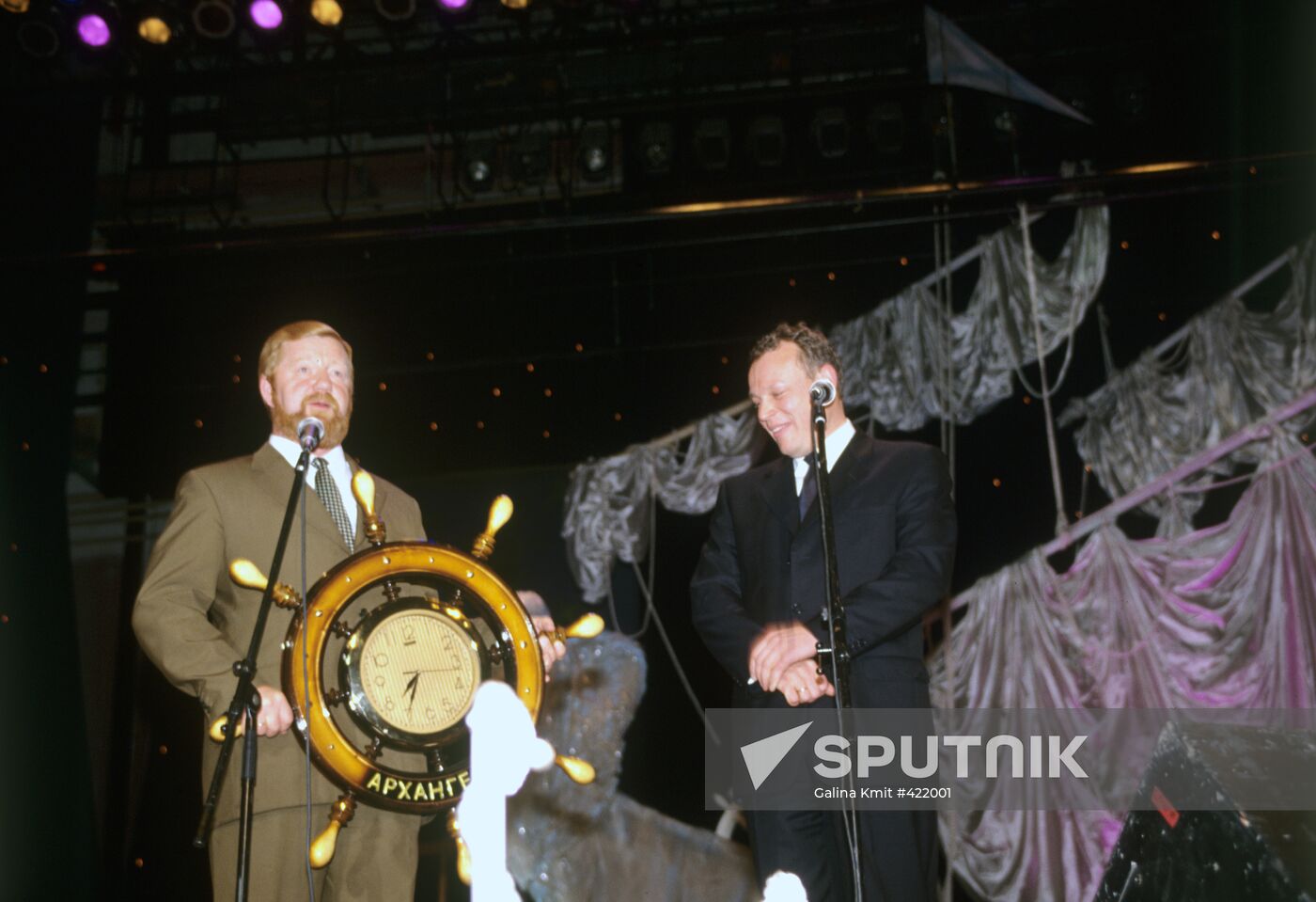 Anatoly Efremov and Sergei Zhigunov