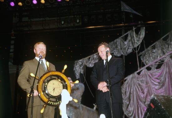 Anatoly Efremov and Sergei Zhigunov