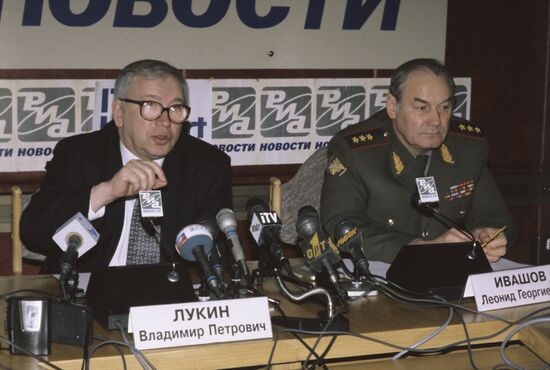 Vladimir Lukin and Leonid Ivashov