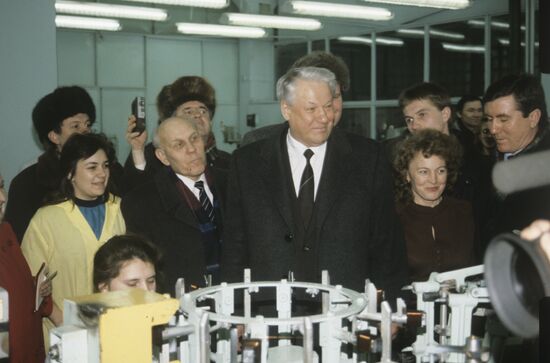 Boris Yeltsin visits cities of RSFSR
