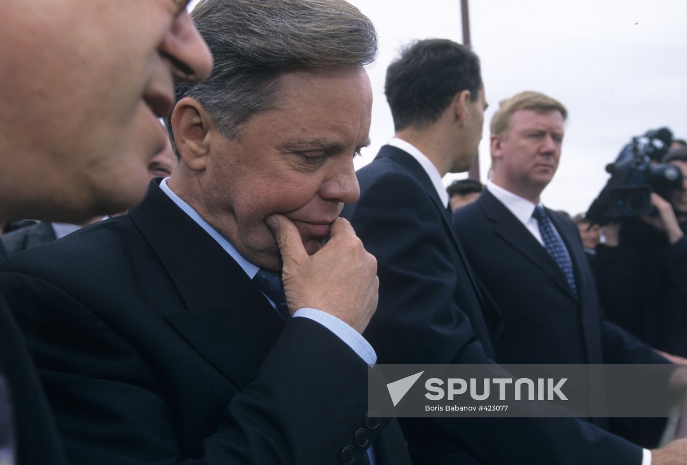 Boris Gromov and Anatoly Chubais