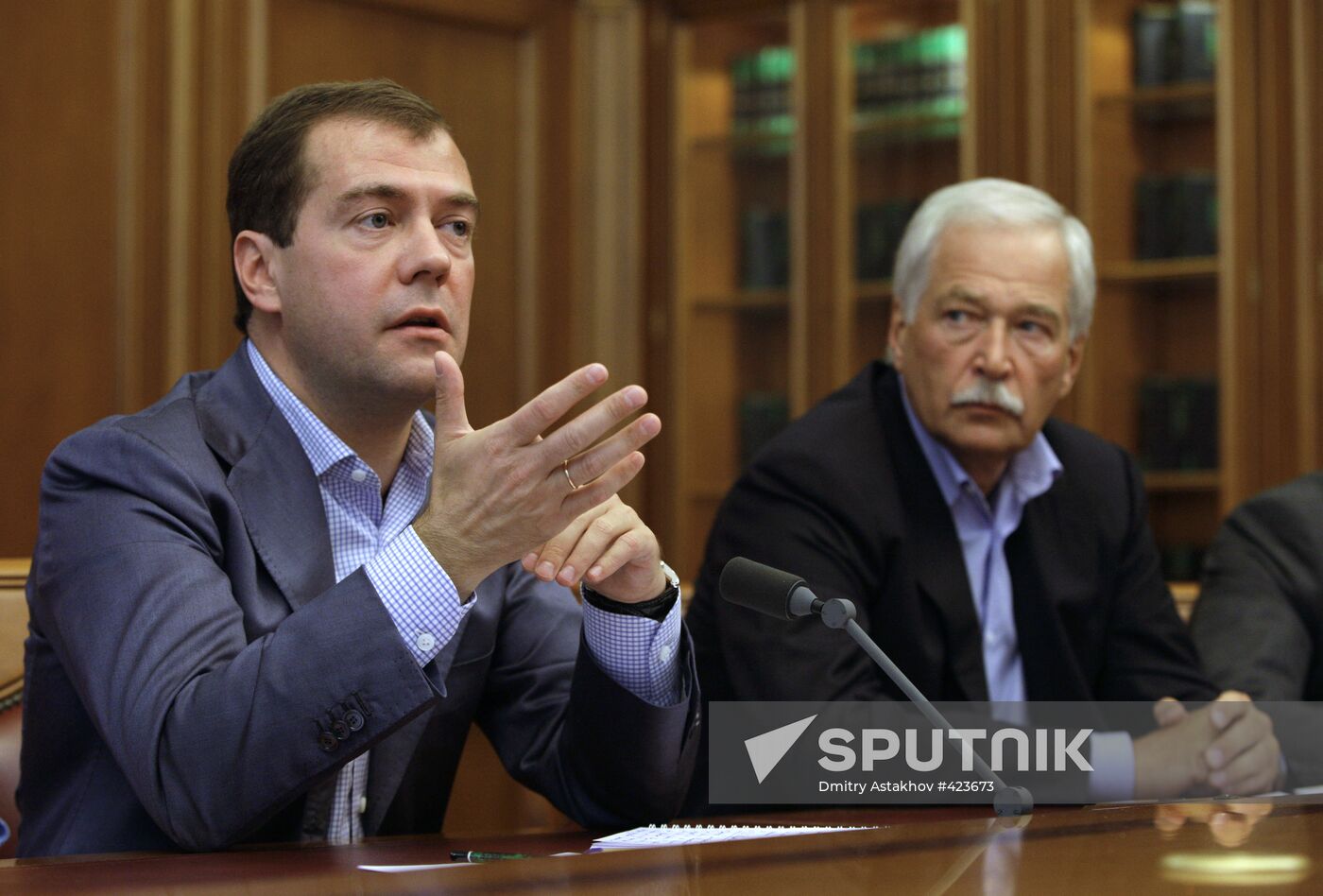 Dmitry Medvedev meets with heads of political parties