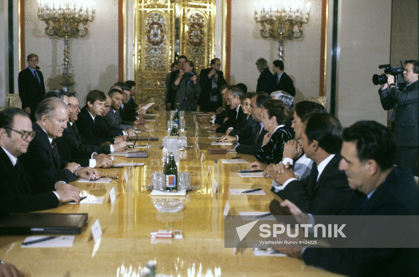 Spanish parliamentary delegation visiting USSR