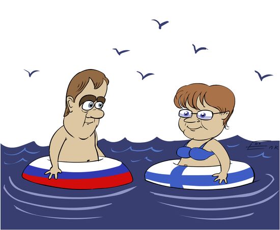 Halonen invited Medvedeb to swim in the sea