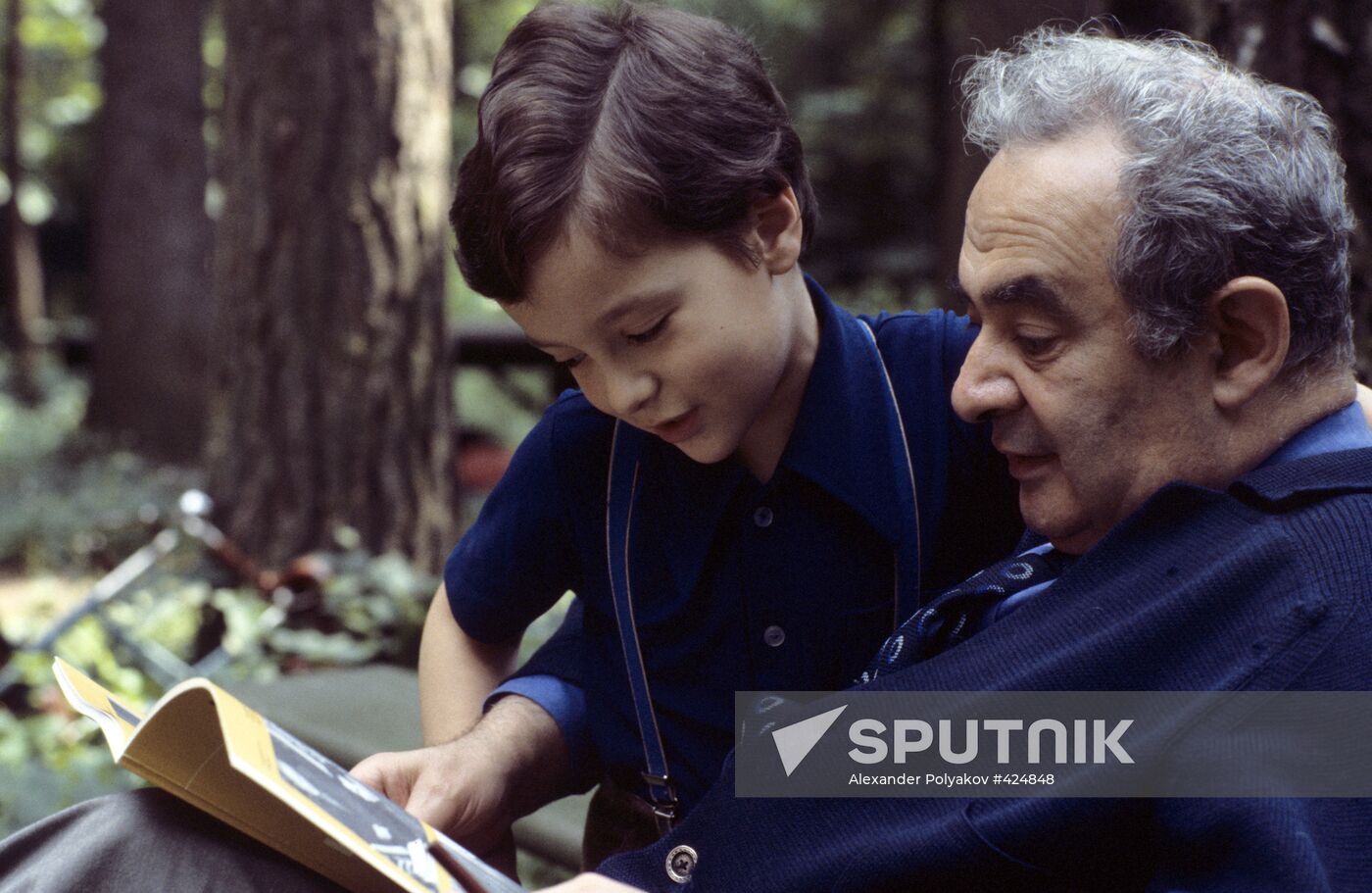 Eduard Kolmanovsky with his grandson