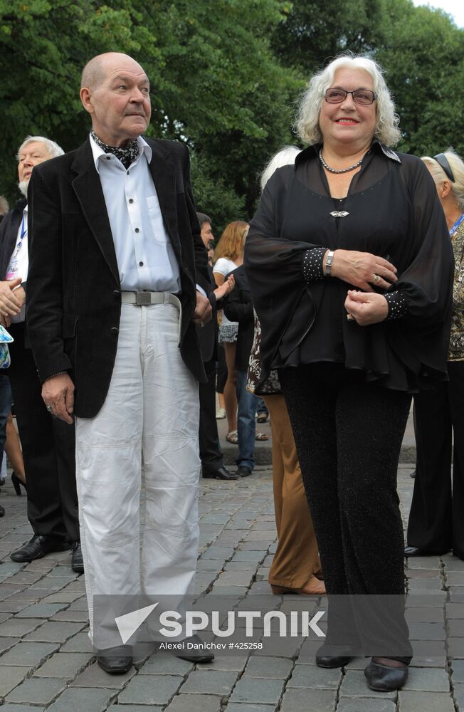 Alexei Zharkov and Lidia Fedoseyeva-Shukshina