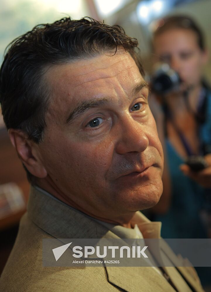 Actor Sergei Makovetsky