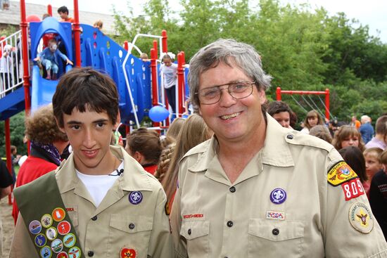 Alex Griffith funds playground in Krasnoyarsk