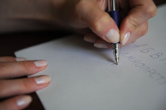 Stationery for left-handed people