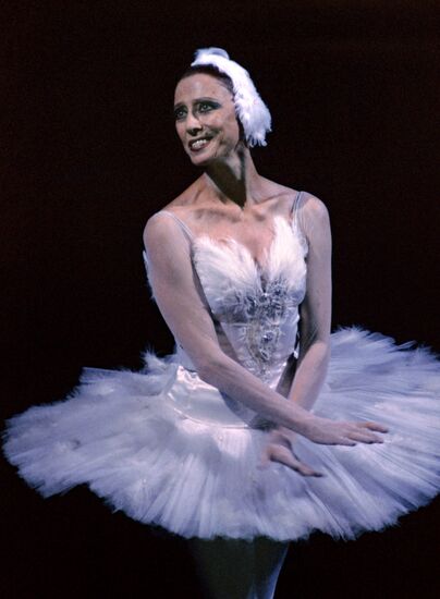 Ballerina Maya Plisetskaya performing on stage