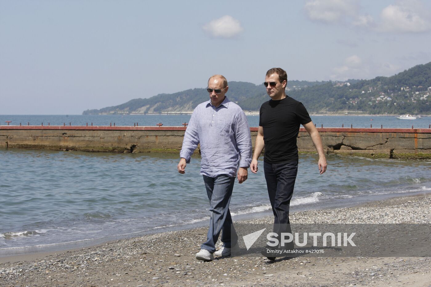 Dmitry Medvedev and Vladimir Putin hold working meeting in Sochi