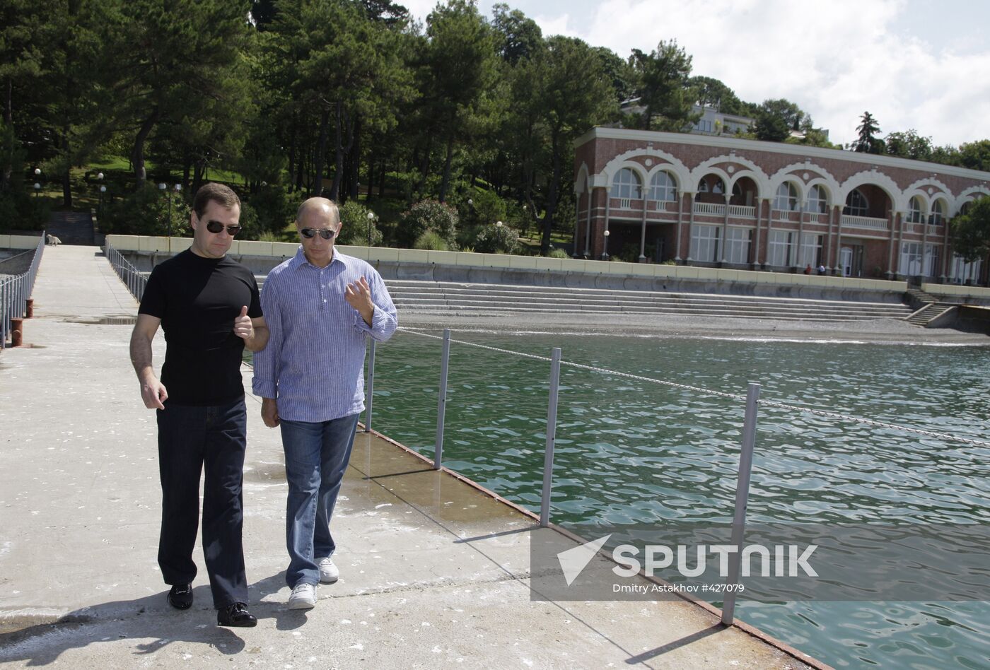 Dmitry Medvedev and Vladimir Putin hold working meeting in Sochi
