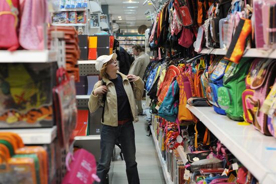 Purchasing textbooks at bookstore