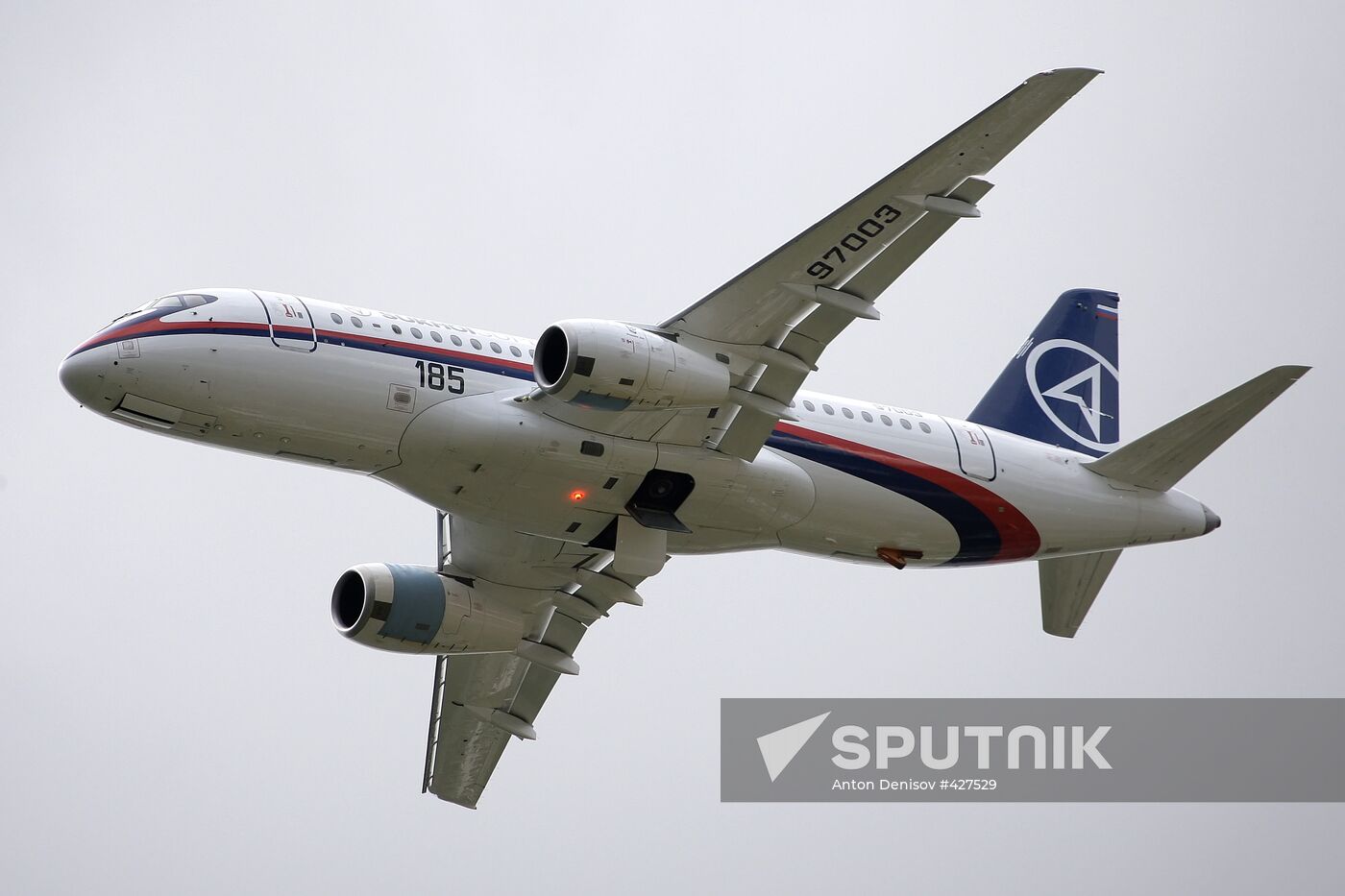 Sukhoi Superjet 100