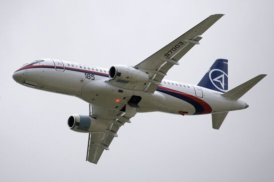 Sukhoi Superjet 100