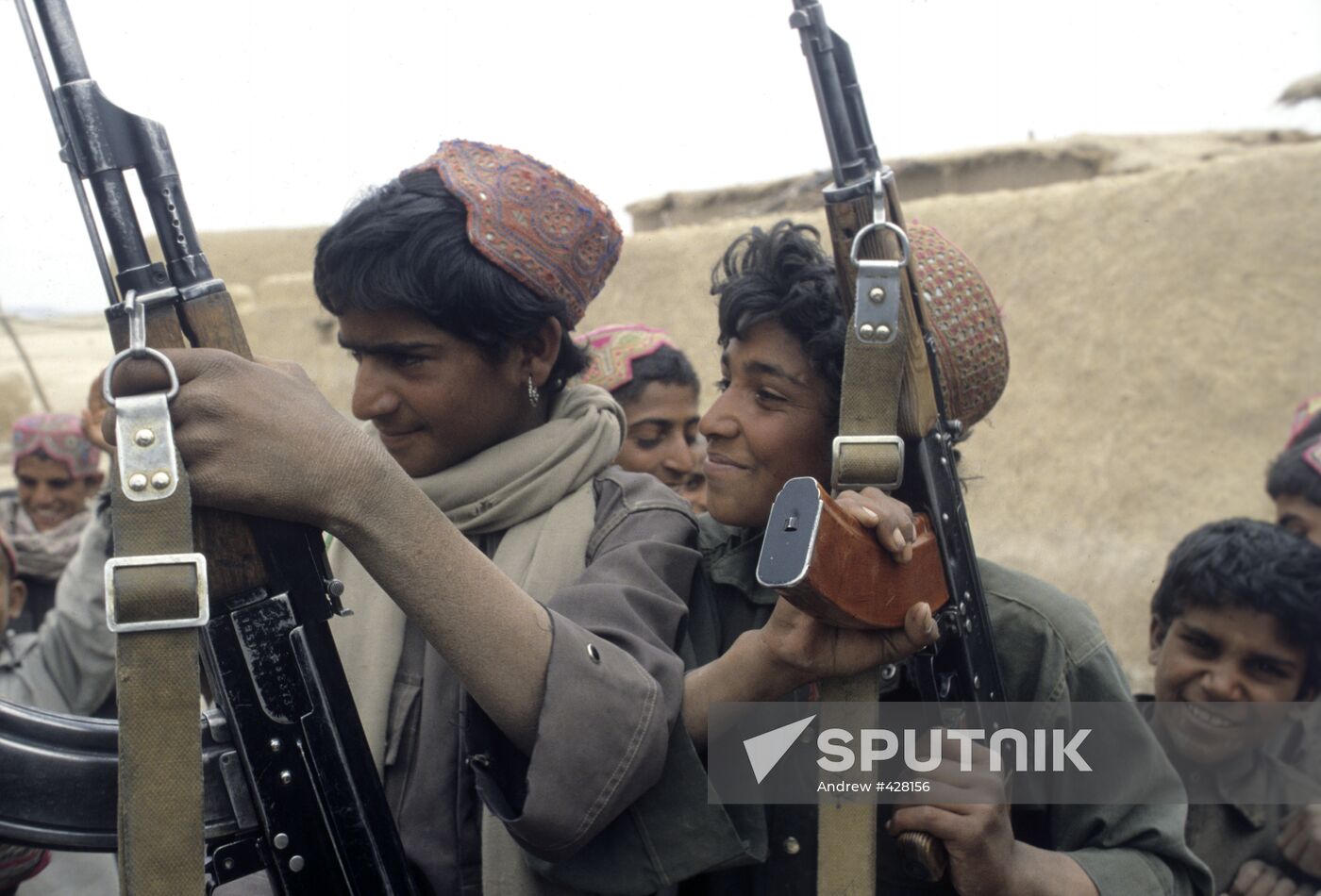 Children from Baloch tribe