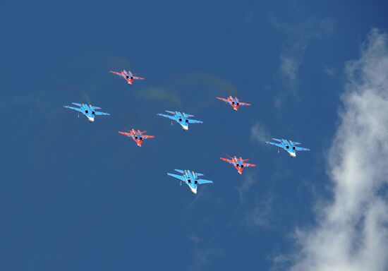 Russian pilots prepare for MAKS-2009