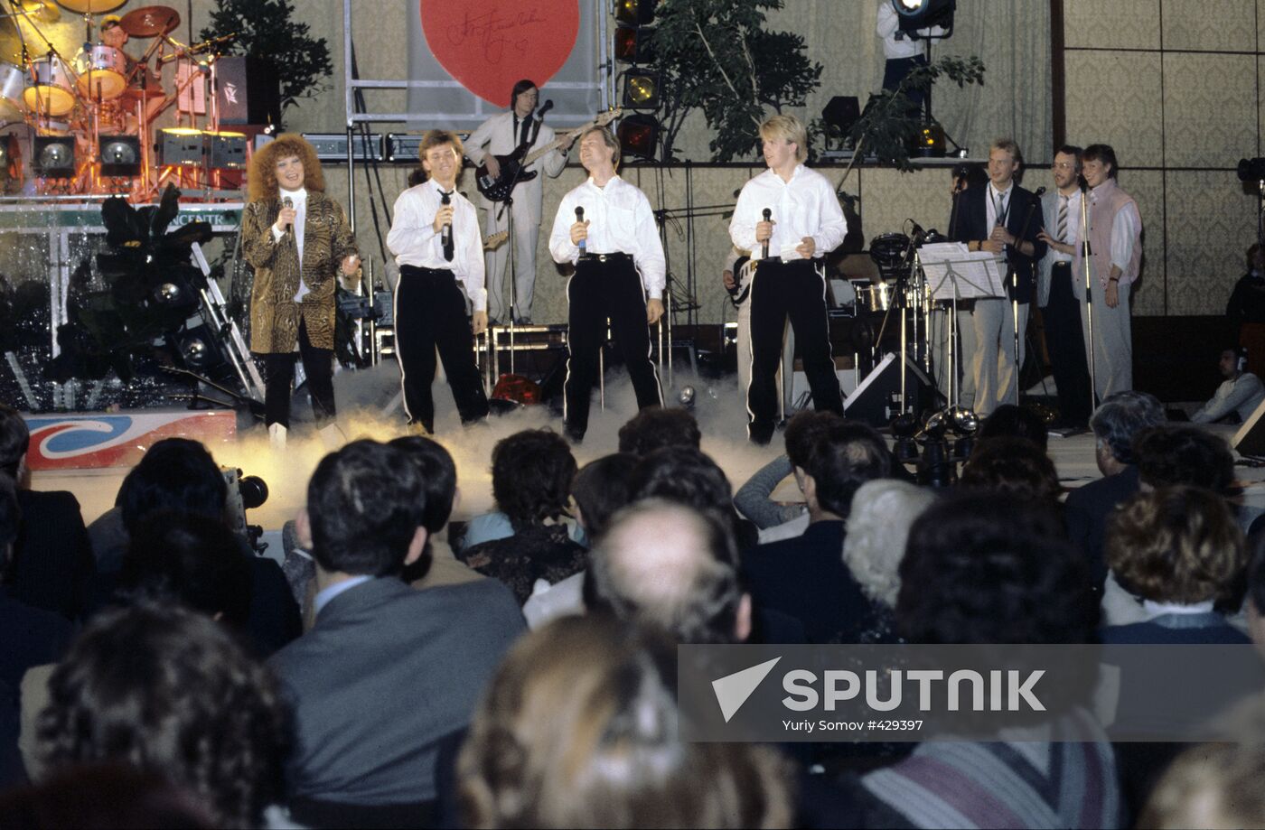 Alla Pugacheva and Herreys